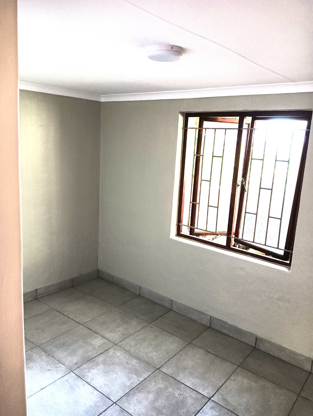 To Let 6 Bedroom Property for Rent in Tergniet Western Cape